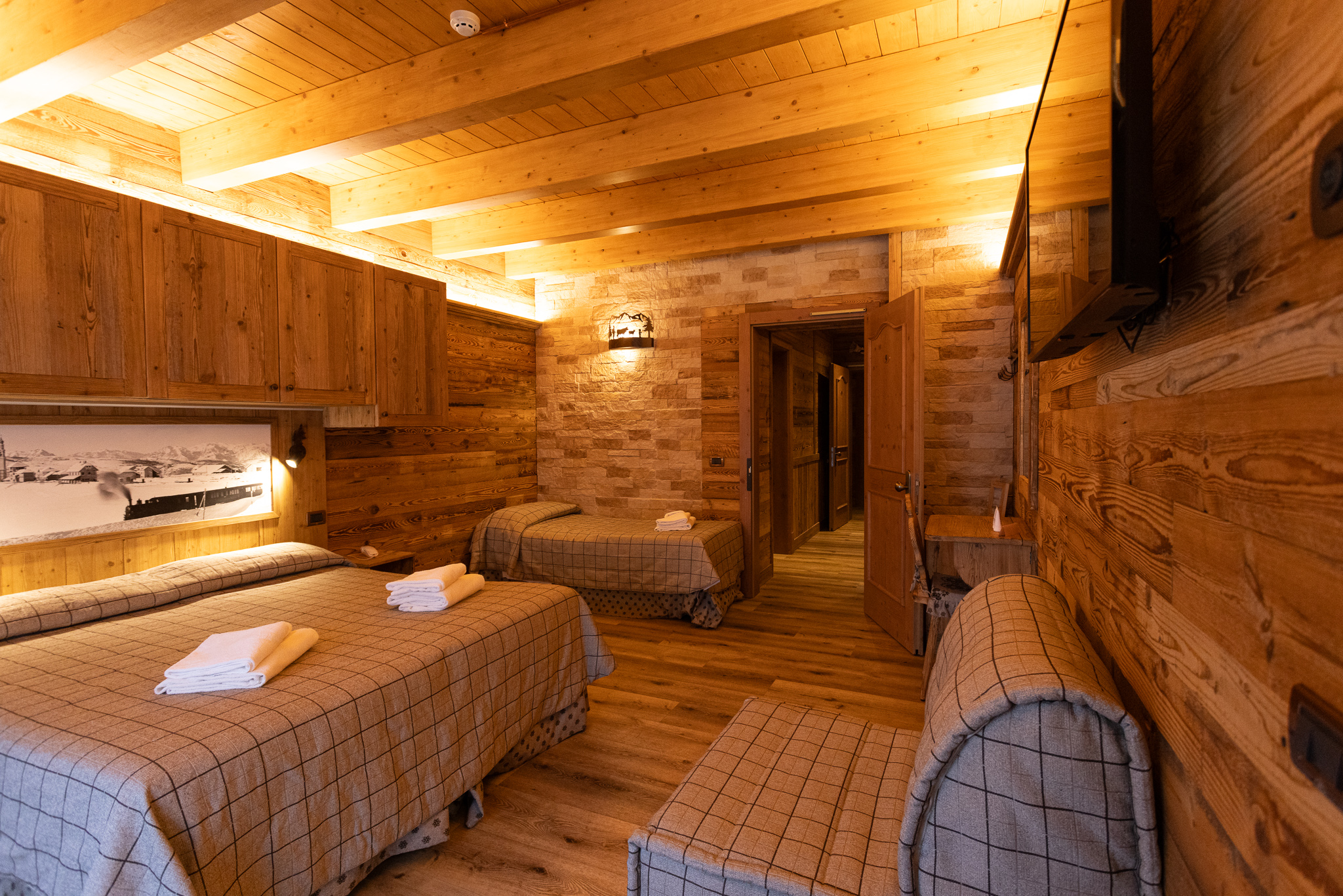 Suite room
